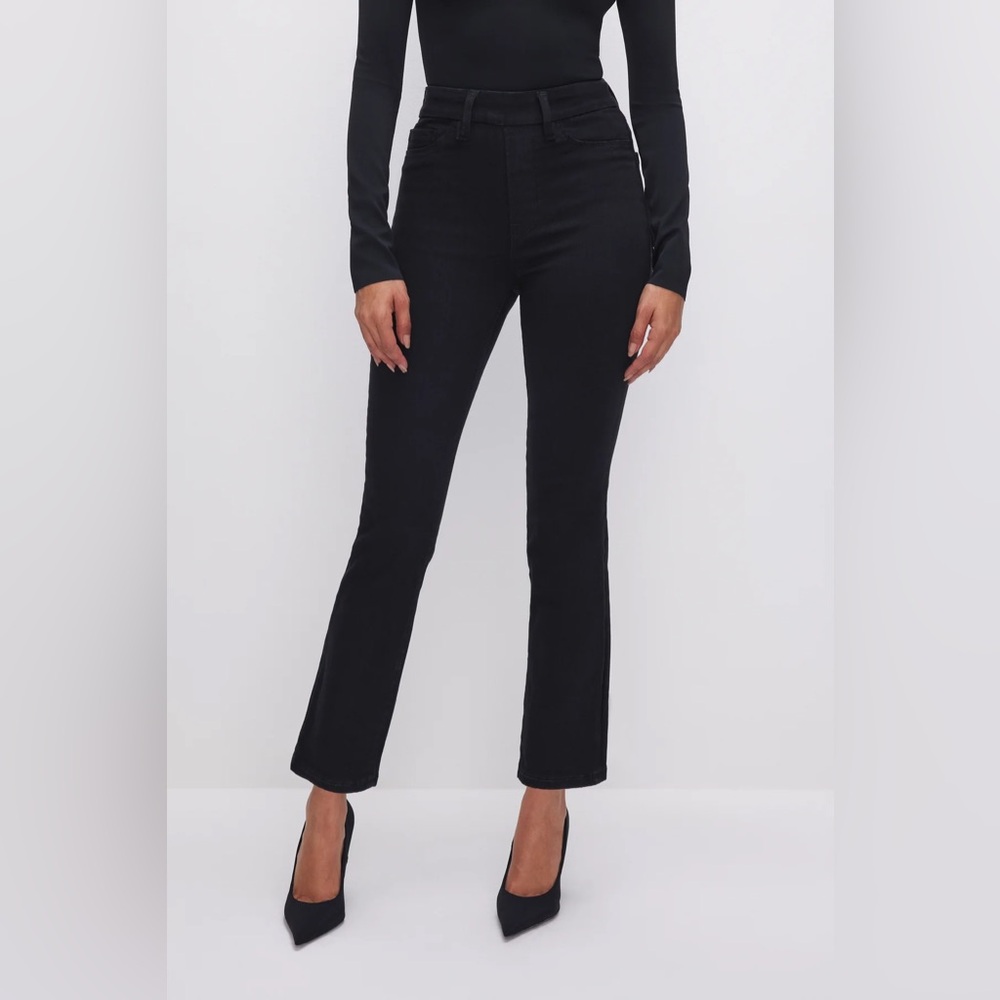 GOOD AMERICAN POWER STRETCH PULL-ON STRAIGHT JEANS